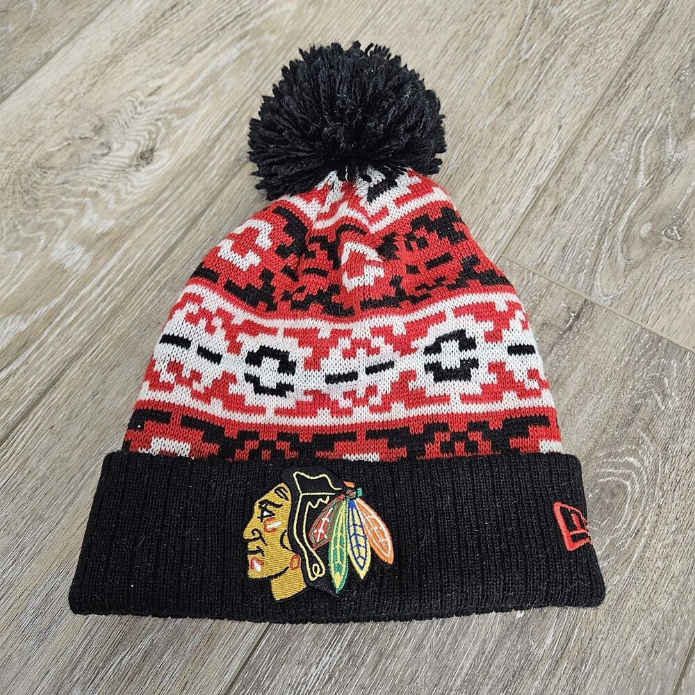 Chicago Blackhawks NHL New Era Beanie Winter Hat Pom Unisex Onesize Red Black